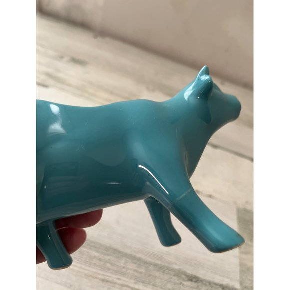 Small blue ceramic cow cream pitcher - Picture 7 of 8